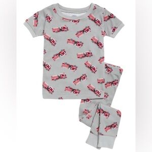 Old Navy Fire Engine Pajama Set for boys NWT